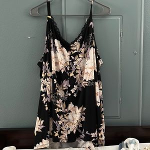 Plus Size Floral Tank